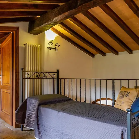 Casa Nelle Mura Caldana